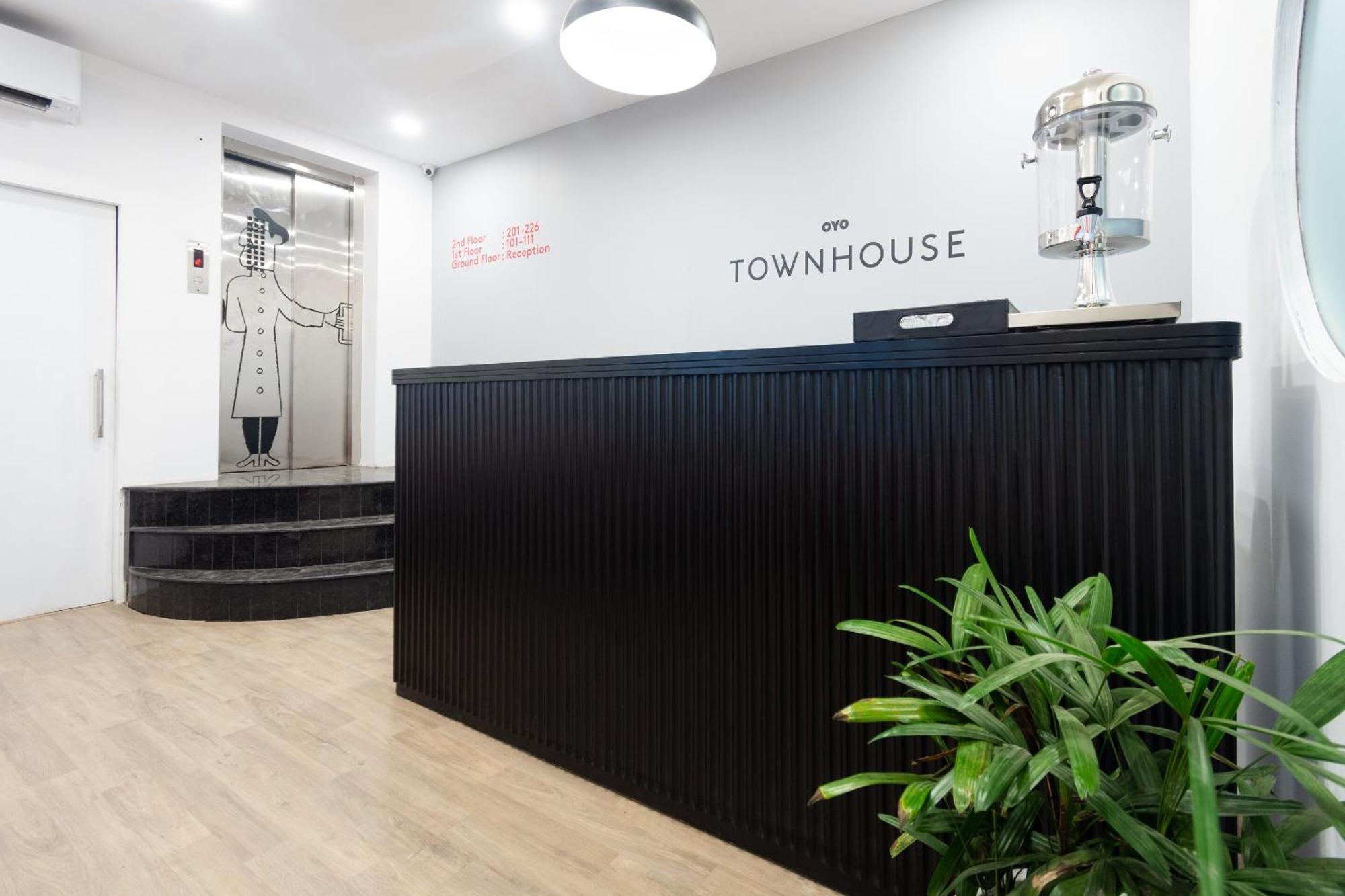 Townhouse Hotel Mannat International Kalkutta Exterior foto