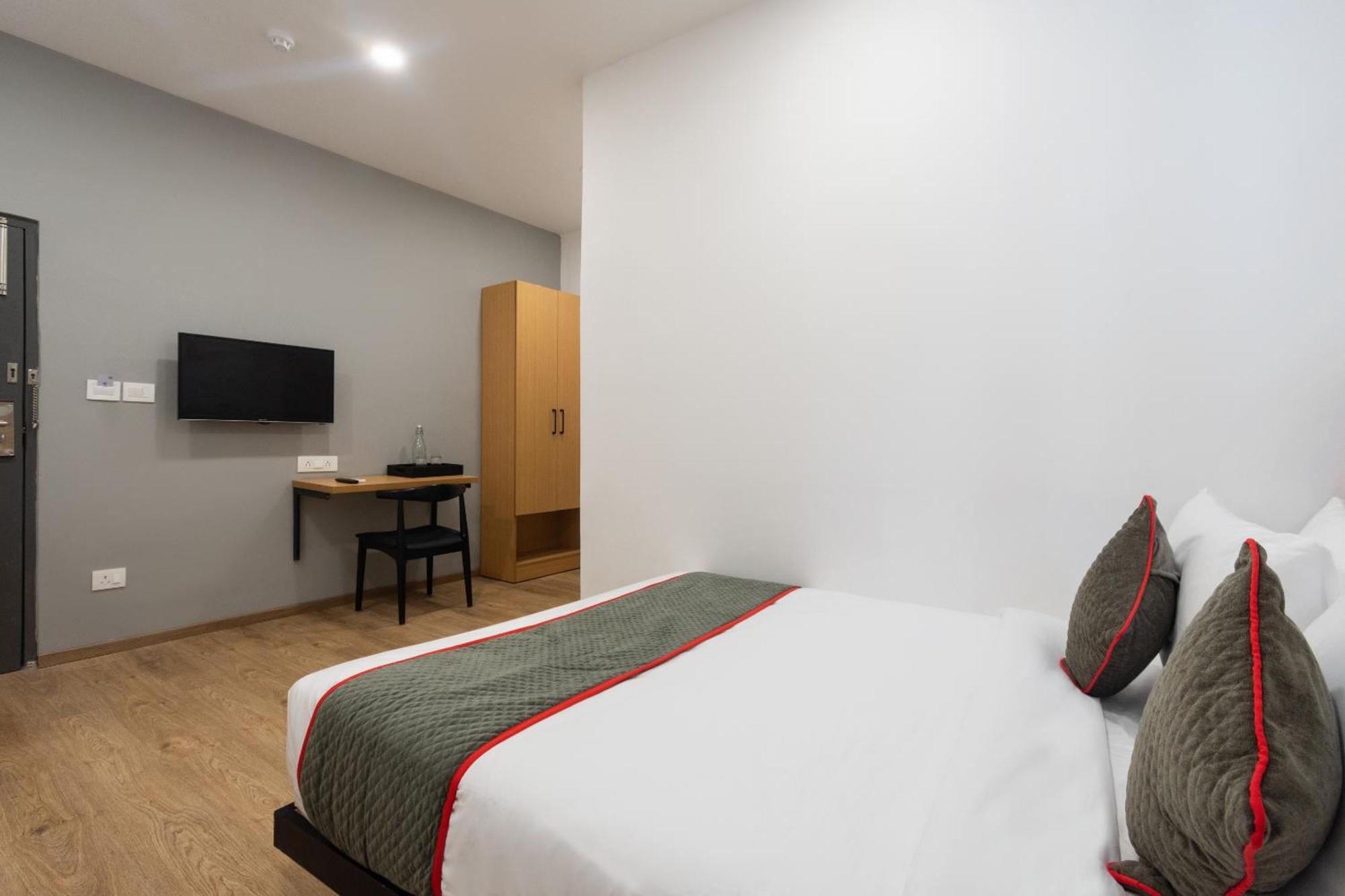 Townhouse Hotel Mannat International Kalkutta Exterior foto